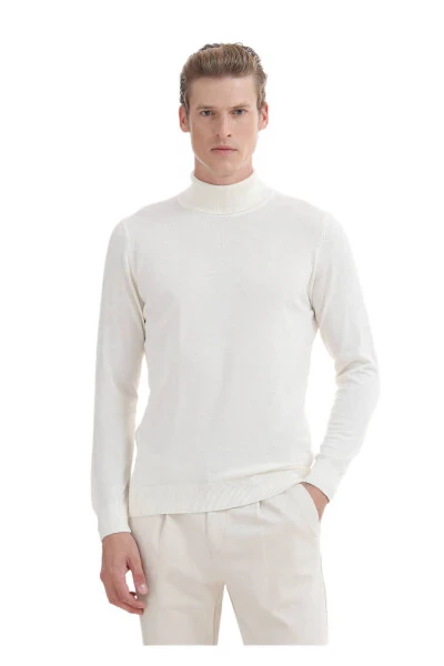 Ekru Tam Balıkçı Yaka Düz Örgü Yün Karışımlı Triko Kazak - Ramsey