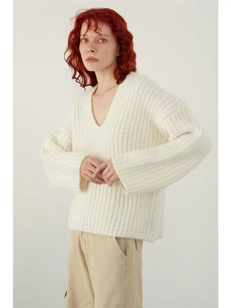 Ekru V Yaka Oversize Triko Kazak-Ekru - Modazone (1)