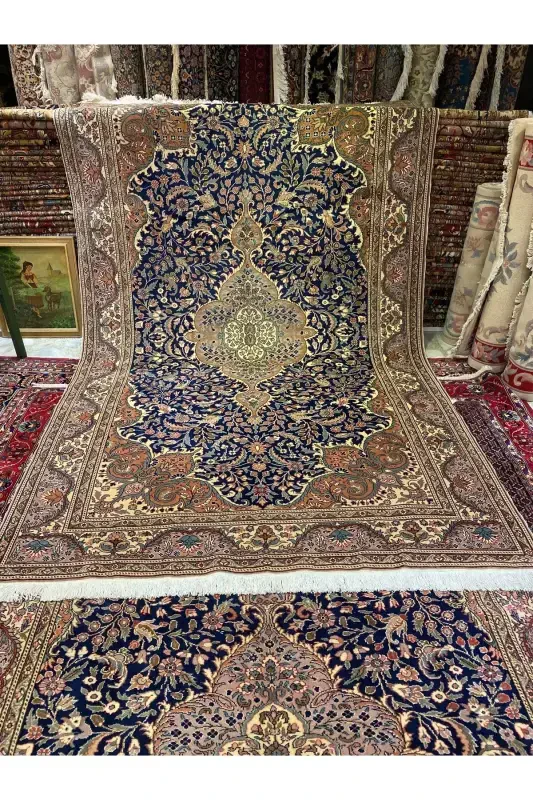 El Dokuma Kayseri Hacılar Dokuması birinci sınıf kalite pamuk üstü yün Dokuma olup kök boya 300x200-Lacivert - 1