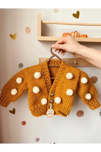 El Örgüsü Hardal Rengi Ponpon Model Bebek Crop Hırka - 3