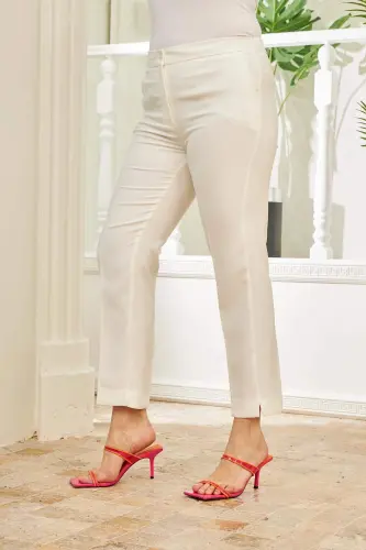 Elastic Waistband Slit Detailed Plus Size White Fabric Pants - 3