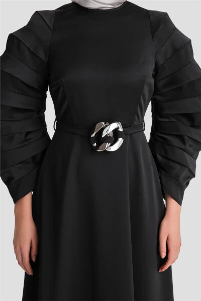 Elegant and stylish, Armine Accordion Sleeve Dress. 24K9900, black. - 13