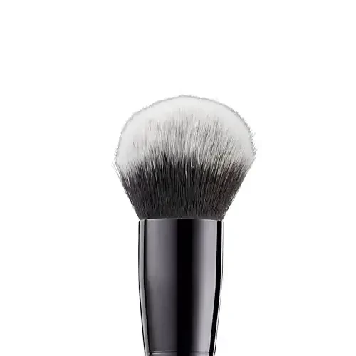 e.l.f. Buffing Foundation Brush, Tapered Makeup Brush For A Seamless-Looking Finish & Even Coverage, Vegan & Cruelty-Free - e.l.f. (1)