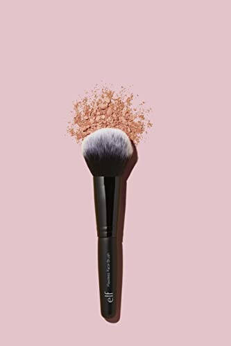 e.l.f. Flawless Face Brush, Toz, Allık ve Bronzlaştırıcı ile Kusursuz Kontür ve Belirginleştirme İçin Vegan Makyaj Aracı, Hayvanlara Zarar Vermeyen Kıllardan Yapılmıştır. - 3