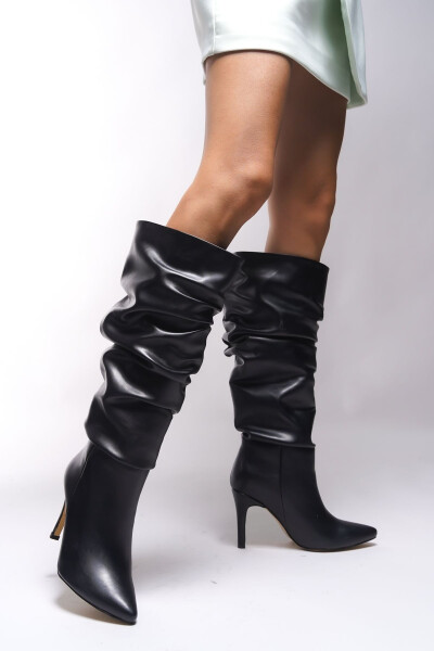 Elizlaurel Women's Pleated Boot 00123700 Black Leather 