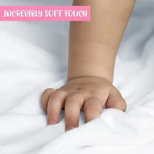 ELSVIN Set of 2 Hooded Baby Towels – White and Pink – Luxurious, Large and Super Absorbent – 30 x 30 Inch – Soft and Suitable for Infants, Toddlers and Kids – 400 GSM - 4