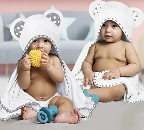 ELSVIN Set of 2 Hooded Baby Towels – White – Luxurious, Large and Super Absorbent – 30 x 30 Inch – Soft and Suitable for Infants, Toddlers and Kids – 400 GSM - ELSVIN (1)