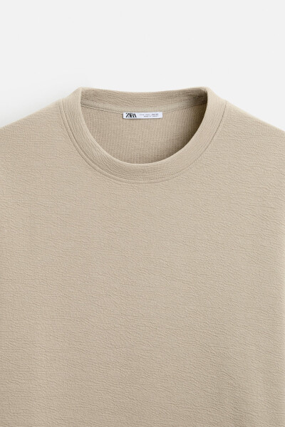 Embossed Jacquard Sweatshirt (Beige) - 9