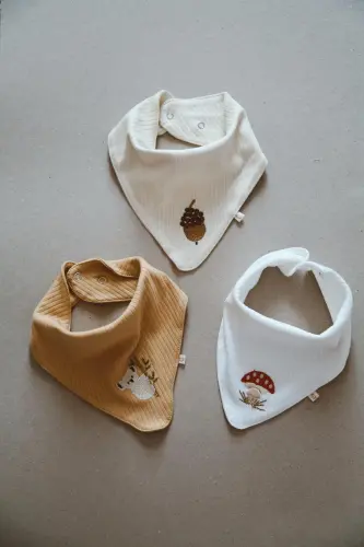 Embroidered Apron (3-piece) - OHLALAKOALA (1)