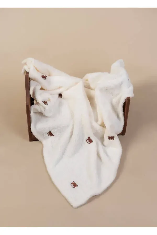 Embroidered Baby Blanket with Bear Pattern 90 X 110 Cream Wellsoft - 2