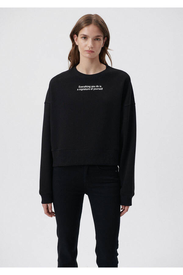 Embroidered Detail Black Sweatshirt 1611892-900 - 17