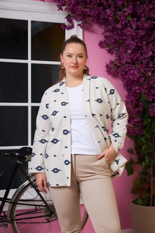 Embroidered Detail Linen Textured Plus Size Jacket Navy Blue - BÜYÜKBEDENIZ