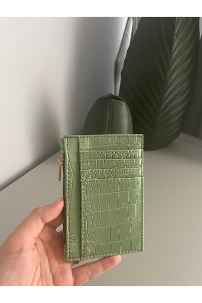 Emerald Green Crocodile Patterned Cardholder - 1