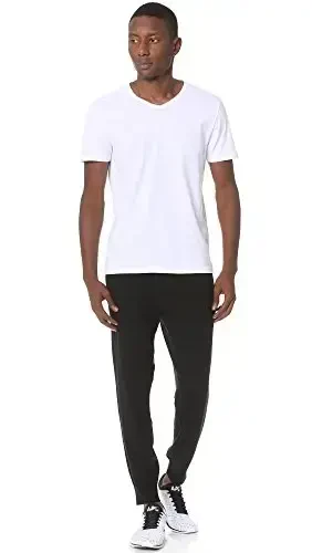 Emporio Armani erkaklar uchun 3 dona Regular Fit V-bo'yinli futbolka - 4