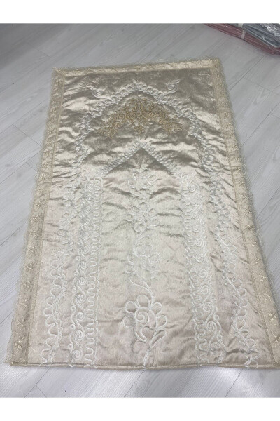 Engagement Prayer Rug Set with French Lace 4 Pieces - ÇT ÇEYIZCI TEKSTIL (1)