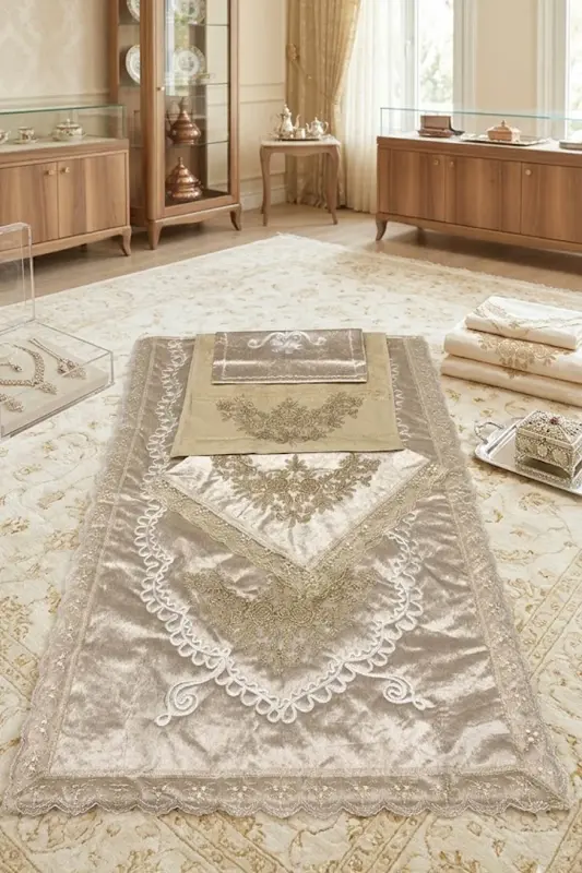 Engagement Prayer Rug Set with French Lace 4 Pieces - 1