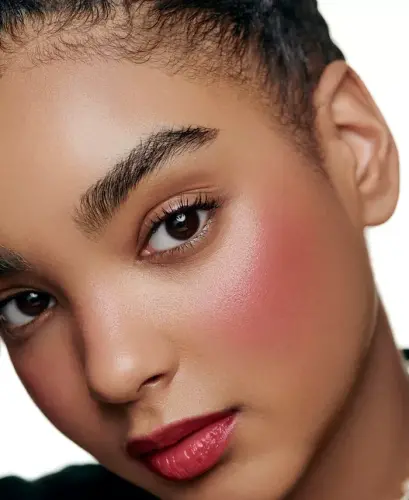 Enhances Colour – Nourishes – Plumps - 1 RED CAMELLIA - 4