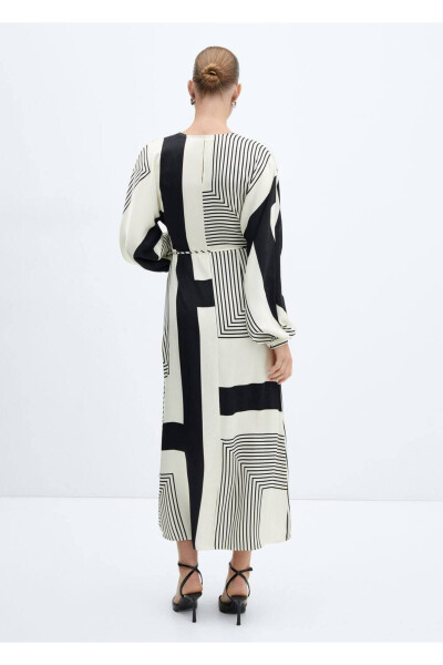 Envelope neck printed dress - 4
