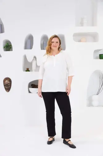 Ёқаси нервюрли катта ўлчамли блузка, экрю ранг. - 4