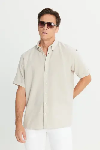 Erkak Bej Zig'ir Ko'rinishli 100% Paxta Armürli Tugmali Yoqali Ko'ylak Comfort Fit Qulay Kesim-Bej 