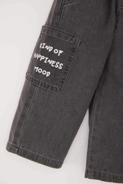 Erkak bola uchun belbog'li cho'ntakli bosilgan jinsi shim, antrasit rang. - 5