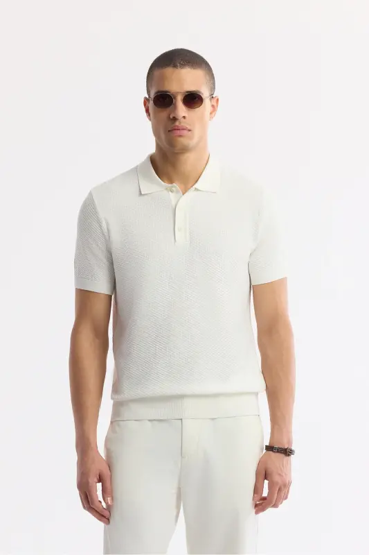 Erkak Ekru Regular Fit Polo Yoqali To‘qimali Trikotaj Futbolka B005120-Ekru - AVVA
