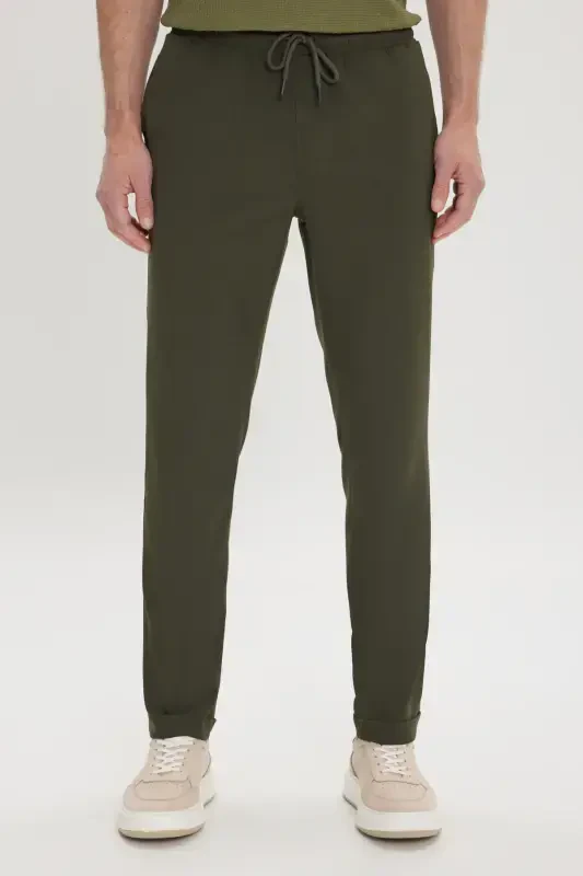 Erkak Haki Slim Fit Qulay Kesimli Belbog'li Yon Cho'ntakli Jogger Shim-Haki - 1
