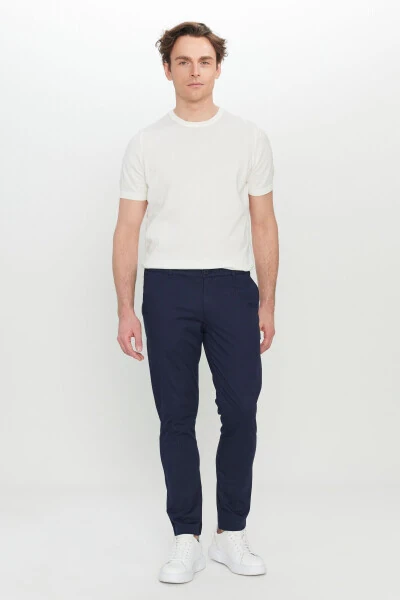 Erkak ko'k paxtalik slim fit tor kesimli yon cho'ntakli elastik kundalik shim - AC&CO / ALTINYILDIZ CLASSICS (1)