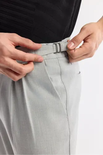 Erkak kulrang Carrot Fit klassik bel plili apolet detallari - 6