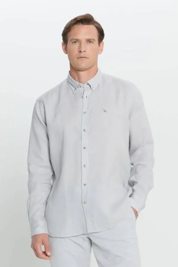 Erkak kulrang Comfort Fit qulay kesimli 100% zig'ir tugmali yoqali ko'ylak - 3