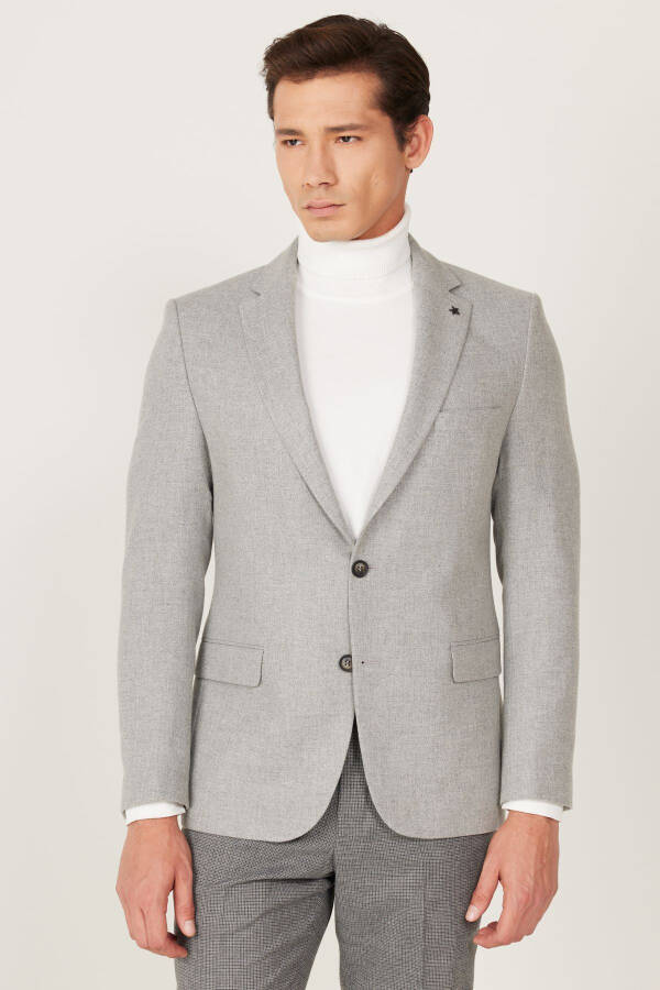 Erkak kulrang Slim Fit tor kesimli mono yoqali naqshli jun - 1