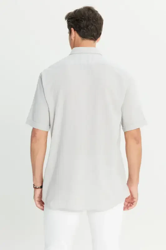 Erkak och kulrang zig'ir ko'rinishli 100% paxta armürlü tugmali yoqali ko'ylak Comfort Fit qulay bichim - Och kulrang - 3