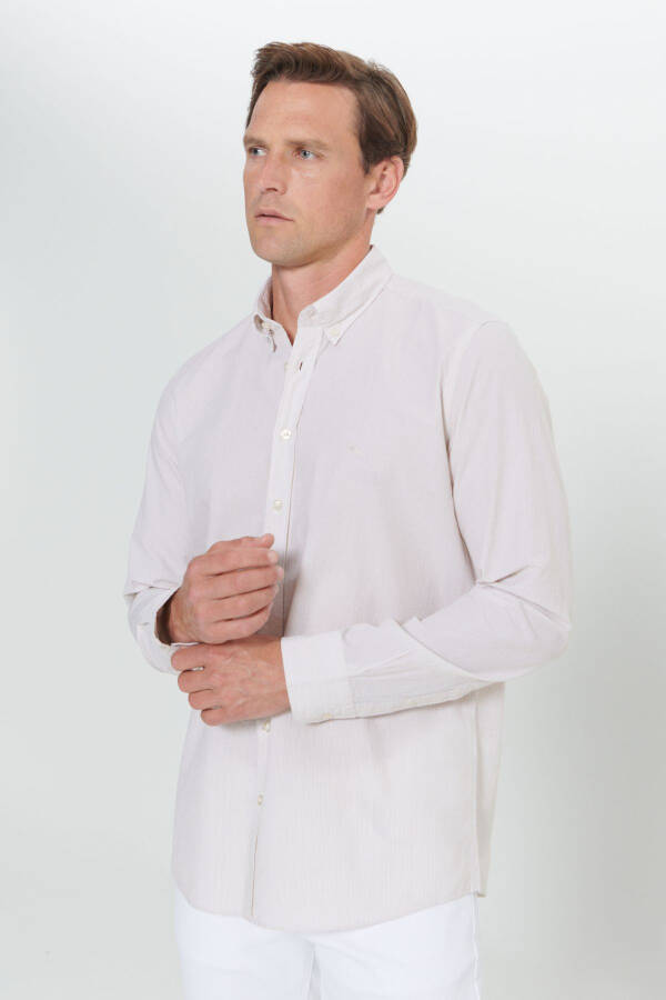 Erkak oq-bej Slim Fit tor kesimli tugmali yoqa %1 - 3