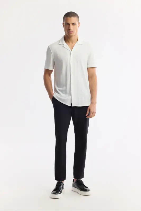 Erkak Oq Comfort Fit Apaj Yoqali Trikotaj Jakarli Ko'ylak - 5