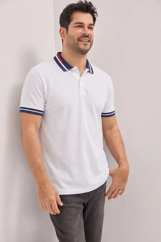 Erkak Oq Slim Fit Tor Kesimli 100% Paxta Bukilmaydigan Polo Yoqali Futbolka - 1