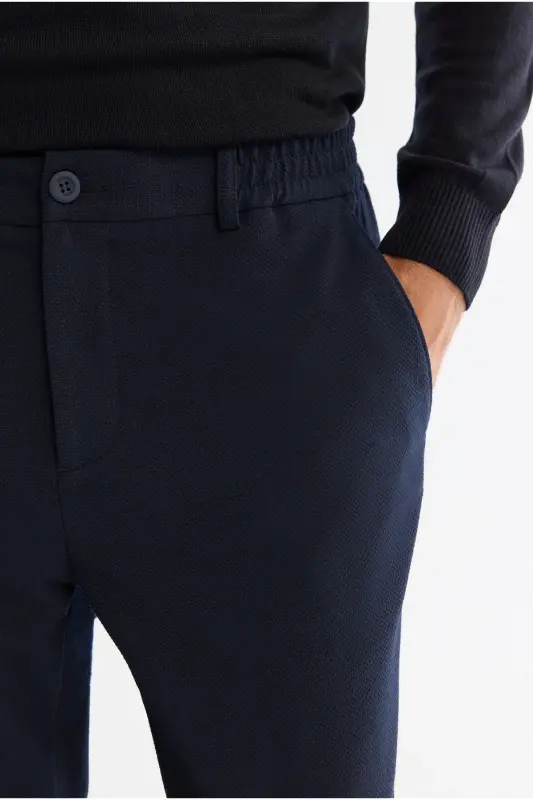 Erkak to'q ko'k slim fit yon rezinkali gofri chin - 4
