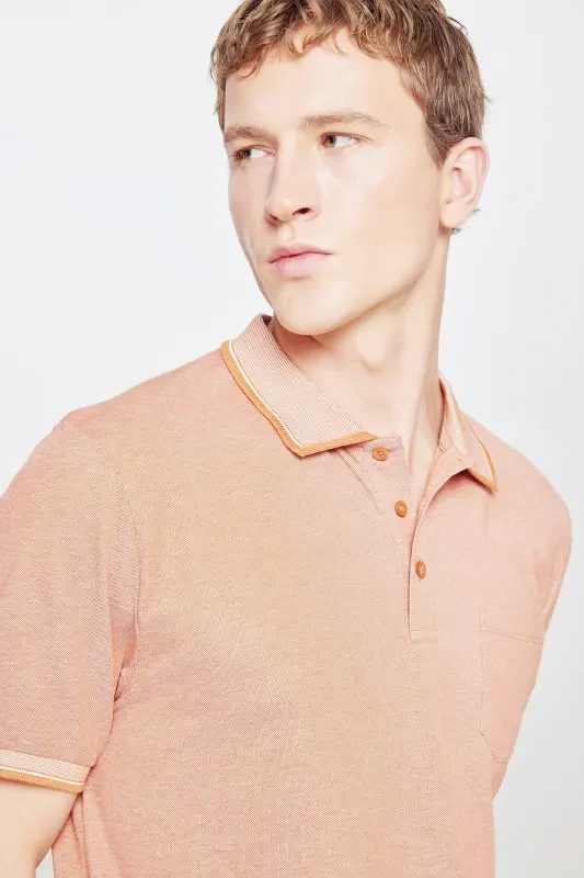 Erkak tortmaydigan paxta mato Regular Fit qulay kesim G'isht-bej burishmaydigan polo yoqali cho'ntakli futbolka - 5