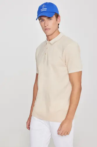 Erkak tortmaydigan paxta mato Slim Fit tor kesimli ochiq bej-oq burmalanmaydigan polo yoqali futbolka-A.BEJ 