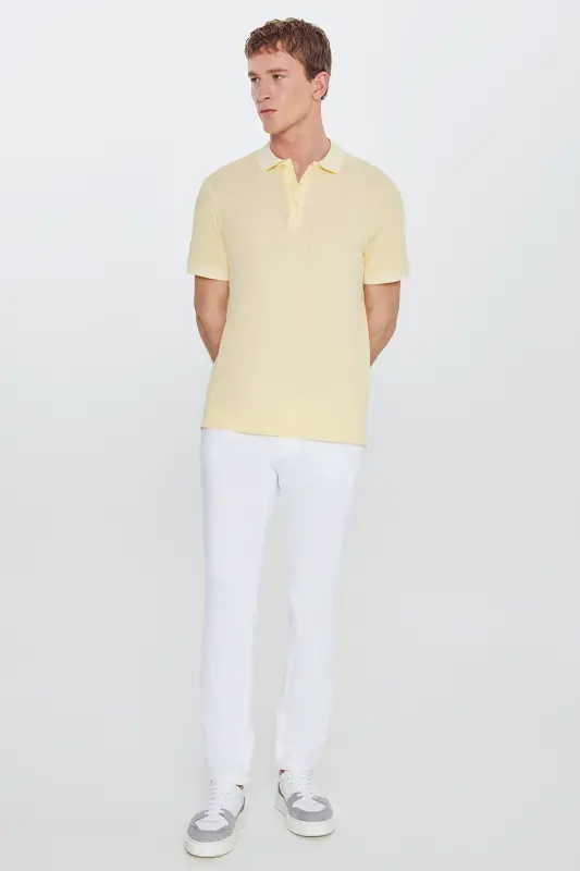 Erkak tortmaydigan paxta mato Slim Fit tor kesimli sariq-oq burmalanmaydigan polo yoqali futbolka - 2