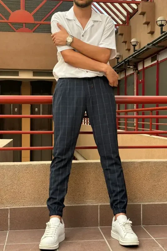 Erkaklar, belbog'li, katakli naqshli, Elastik mato, Plili detallar, Jogger shim 24INP199K-LACIVERT - 5