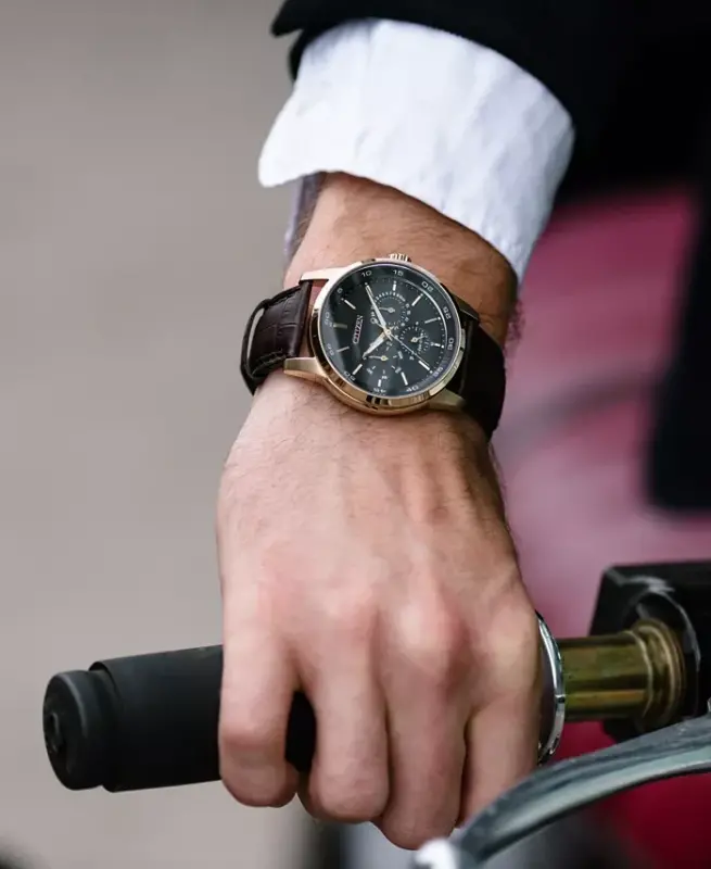 Erkaklar kostyumi Eco-Drive qora-jigarrang charm tasma soati 44mm BU2013-08E - 2