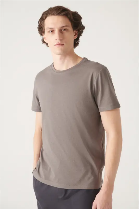 Erkaklar uchun antrasit rangli T-shirt 100% paxta nafas oladigan krujka bo'yinli Regular Fit E001000 - 5