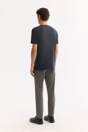 Erkaklar uchun antrasit rangli T-shirt Soft Touch dumaloq yoqa Regular Fit B001031 - 4