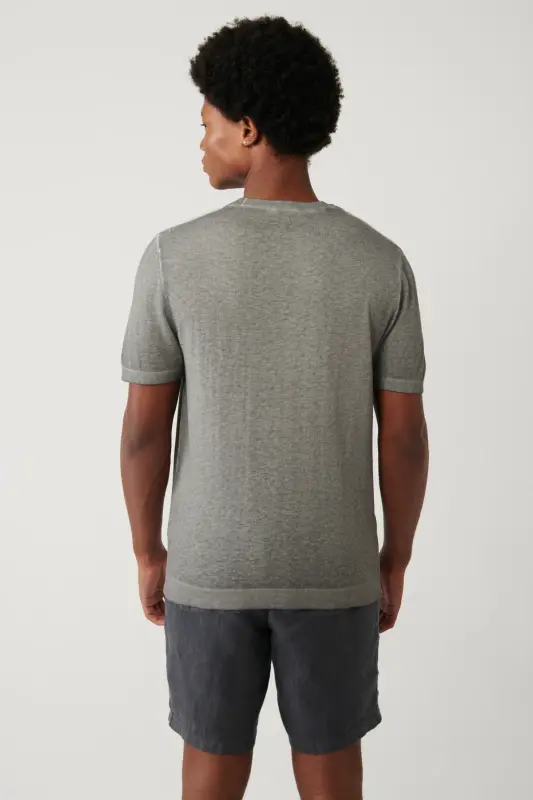 Erkaklar uchun antrasit rangli velosiped yoqali Garment Dyed bo'yoq effekti bilan regular fit triko T-shirt A41y5074 - 4