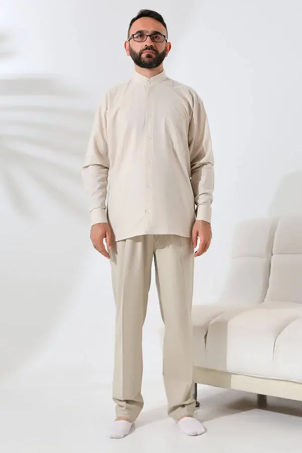 Erkaklar uchun bej rang keng kesim bitta chokli to‘g‘ri yoqali hajj va umra uchun zig‘ir mato ko‘ylak - 5