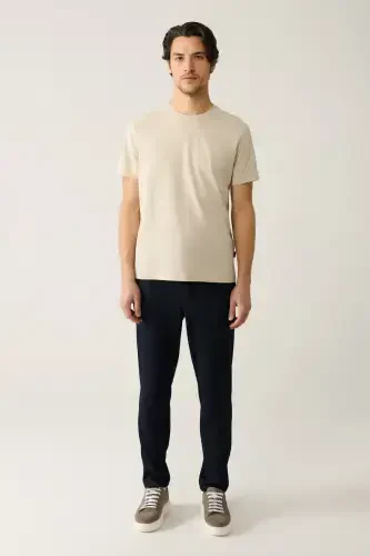 Erkaklar uchun bej rangli T-shirt 100% paxta, nafas oladigan, dumaloq yoqali, oddiy kesilgan E001000 - 5