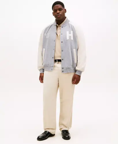 Erkaklar uchun Big & Tall TH Flex Stretch Custom-Fit Chino Shimlari — Qumli bej rang - 5