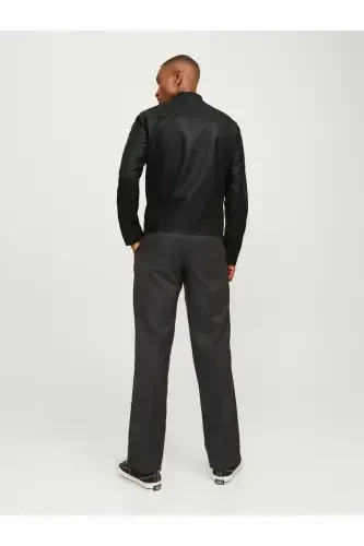 Erkaklar uchun Charm Ko'ylagi Qora 12182461 Jjewarner Jacket Noos - JACK & JONES (1)