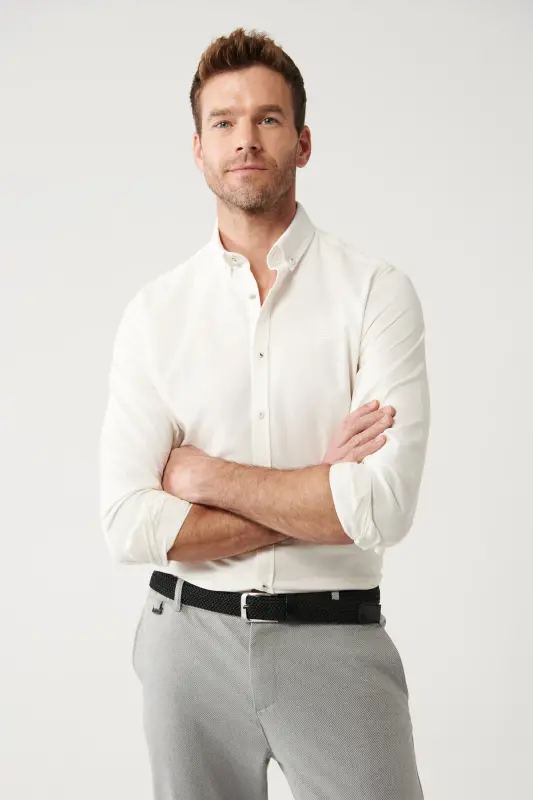 Erkaklar uchun Ekru Unisex Ko'ylak Tugmali Yoqa Qovurg'ali Paxta 100% Paxta Regular Fit B002032 - AVVA