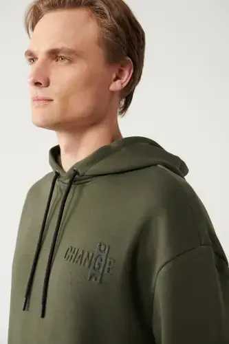 Erkaklar uchun haki rangli kaputli sviter - AVVA (1)